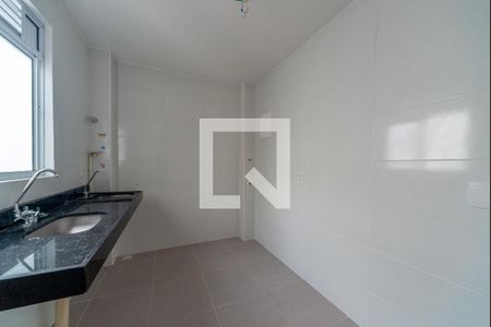 Cozinha de apartamento para alugar com 2 quartos, 48m² em Jardim Krahe, Viamão