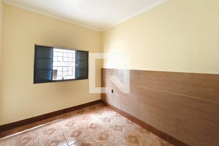 Quarto 2 de casa para alugar com 2 quartos, 160m² em Jardim Nova Europa, Campinas
