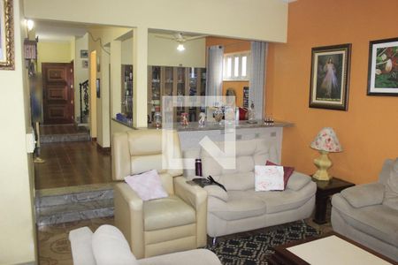 Sala de casa à venda com 4 quartos, 240m² em Vila Galvão, Guarulhos
