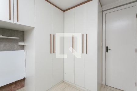 Quarto 1  de apartamento para alugar com 2 quartos, 54m² em Conjunto Residencial José Bonifácio, São Paulo