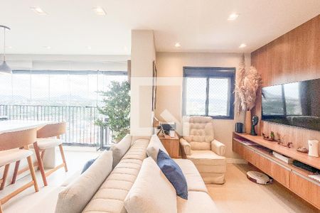 Sala de apartamento à venda com 2 quartos, 67m² em Vila Anastácio, São Paulo