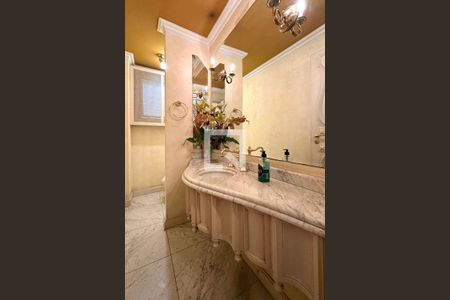 Lavabo de apartamento para alugar com 4 quartos, 220m² em Copacabana, Rio de Janeiro