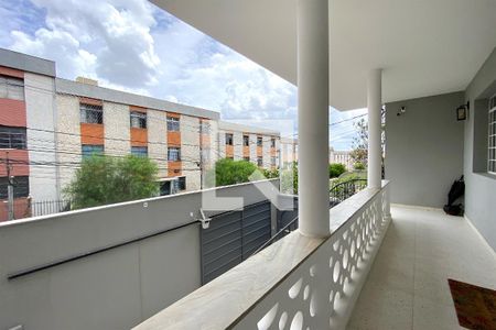 Varanda de casa à venda com 3 quartos, 429m² em Lagoinha, Belo Horizonte