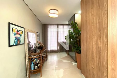 Hall de entrada de casa à venda com 3 quartos, 429m² em Lagoinha, Belo Horizonte