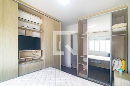 Quarto 1 de apartamento para alugar com 2 quartos, 59m² em Santana, Porto Alegre