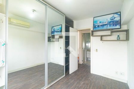 Quarto 2 de apartamento para alugar com 2 quartos, 59m² em Santana, Porto Alegre