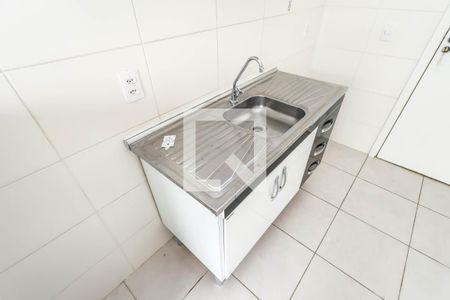 Sala e Cozinha de apartamento para alugar com 2 quartos, 32m² em Parque Fongaro, São Paulo
