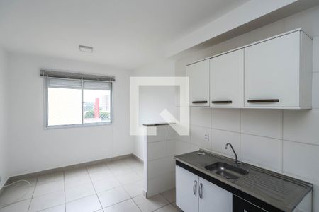 Sala e Cozinha de apartamento para alugar com 2 quartos, 32m² em Parque Fongaro, São Paulo