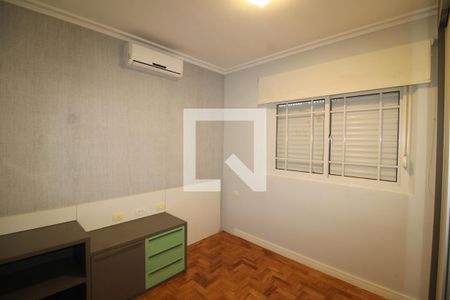 Quarto 1 de casa à venda com 4 quartos, 242m² em Jardim São Paulo, São Paulo