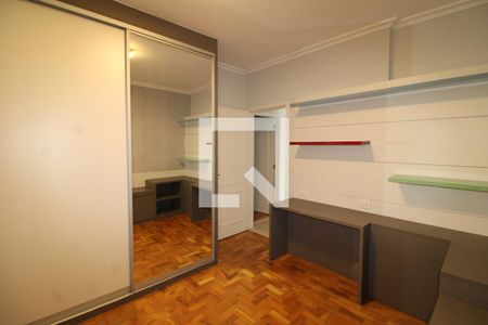 Quarto 1 de casa à venda com 4 quartos, 242m² em Jardim São Paulo, São Paulo