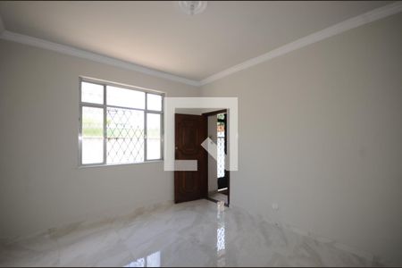 Sala de apartamento para alugar com 2 quartos, 60m² em Vila Valqueire, Rio de Janeiro