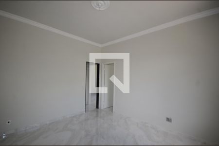 Sala de apartamento para alugar com 2 quartos, 60m² em Vila Valqueire, Rio de Janeiro