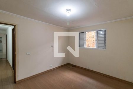 Quarto 2 de casa para alugar com 2 quartos, 75m² em Vila Taquari, São Paulo