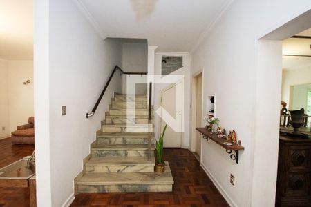 acesso ao 2º andar de casa à venda com 4 quartos, 400m² em Jardim Paulistano, São Paulo