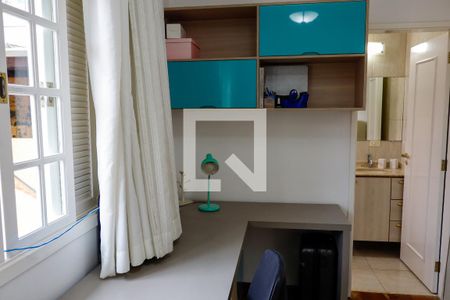 Casa à venda com 3 quartos, 179m² em Vila Campesina, Osasco