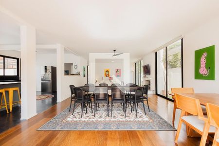 Foto 01 de casa à venda com 4 quartos, 450m² em Jardim das Bandeiras, São Paulo