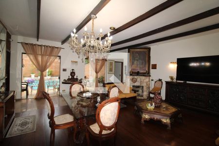 Sala de casa à venda com 4 quartos, 200m² em Jardim Franca, São Paulo