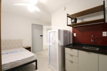 Sala/Quarto/Cozinha de kitnet/studio para alugar com 1 quarto, 20m² em Barra Funda, São Paulo