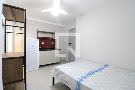 Sala/Quarto/Cozinha de kitnet/studio para alugar com 1 quarto, 22m² em Barra Funda, São Paulo