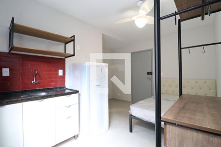 Sala/Quarto/Cozinha de kitnet/studio para alugar com 1 quarto, 22m² em Barra Funda, São Paulo