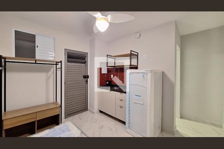 Sala/Quarto/Cozinha de kitnet/studio para alugar com 1 quarto, 16m² em Barra Funda, São Paulo