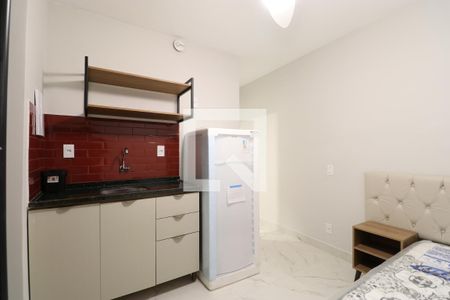Sala/Quarto/Cozinha de kitnet/studio para alugar com 1 quarto, 16m² em Barra Funda, São Paulo
