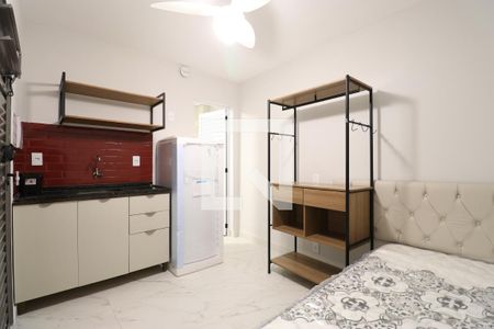 Sala/Quarto/Cozinha de kitnet/studio para alugar com 1 quarto, 15m² em Barra Funda, São Paulo