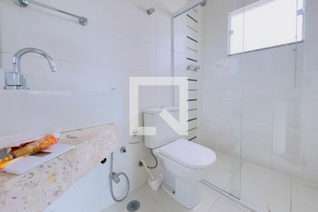 Banheiro da Suíte de casa para alugar com 3 quartos, 400m² em Parque Mirante do Vale, Jacareí