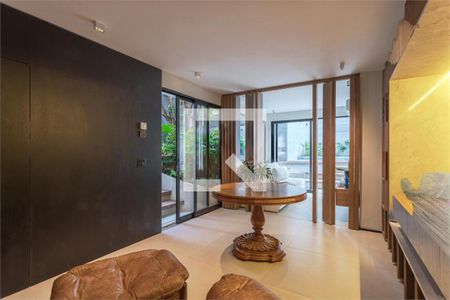 Casa de Condomínio à venda com 3 quartos, 275m² em Vila Mariana, São Paulo