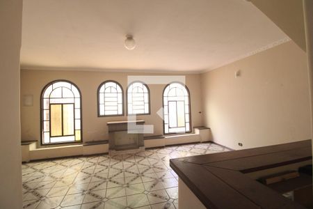 Sala de casa para alugar com 3 quartos, 160m² em Jardim Lallo, São Paulo