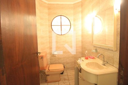 Lavabo de casa para alugar com 3 quartos, 160m² em Jardim Lallo, São Paulo