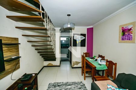 Casa à venda com 2 quartos, 79m² em Santa Monica, Belo Horizonte
