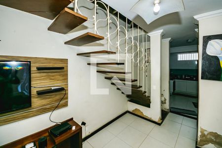 Casa à venda com 2 quartos, 79m² em Santa Monica, Belo Horizonte