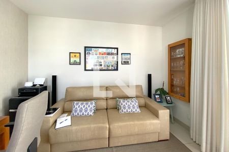 Apartamento à venda com 3 quartos, 183m² em Sagrada Família, Belo Horizonte