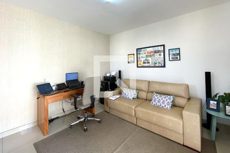 Apartamento à venda com 3 quartos, 183m² em Sagrada Família, Belo Horizonte