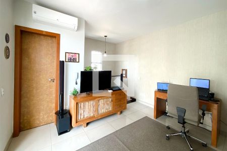Apartamento à venda com 3 quartos, 183m² em Sagrada Família, Belo Horizonte
