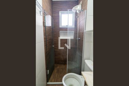 Banheiro da Suíte 1 de casa de condomínio à venda com 2 quartos, 77m² em Vila do Encontro, São Paulo