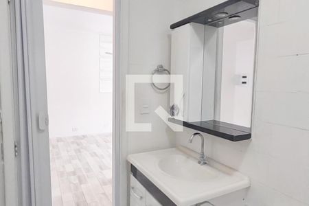 Banheiro de apartamento à venda com 1 quarto, 54m² em Cerâmica, São Caetano do Sul
