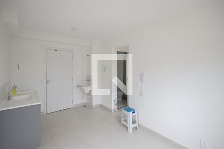 Sala / Cozinha  de apartamento para alugar com 2 quartos, 32m² em Vila Maria, São Paulo