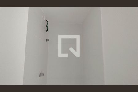 Banheiro de apartamento para alugar com 2 quartos, 33m² em Jardim Soares, São Paulo