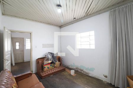 Casa à venda com 3 quartos, 250m² em Vila Nivi, São Paulo