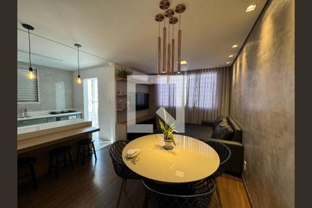 Apartamento à venda com 2 quartos, 160m² em Sagrada Família, Belo Horizonte