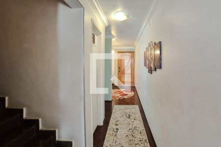 Corredor de casa à venda com 3 quartos, 192m² em Jardim Calux, São Bernardo do Campo