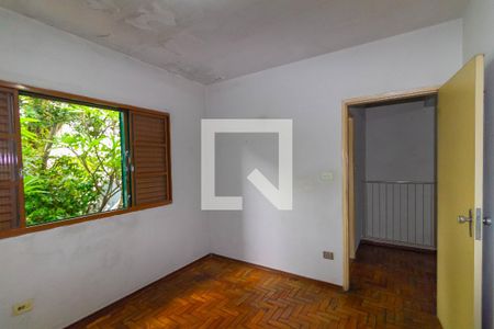 Casa 1 Quarto 2 de casa à venda com 5 quartos, 206m² em Jardim Ivone, São Paulo