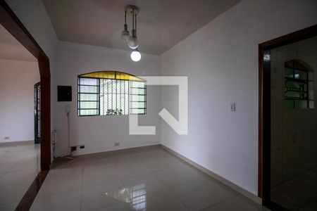 Sala 2 de casa para alugar com 3 quartos, 200m² em Jardim Paris, São Paulo