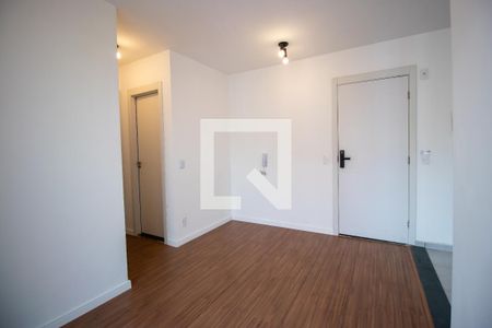 Sala de apartamento à venda com 2 quartos, 45m² em Vista Alegre, Rio de Janeiro