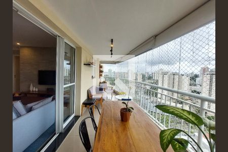Varanda de apartamento à venda com 3 quartos, 107m² em Vila Isa, São Paulo