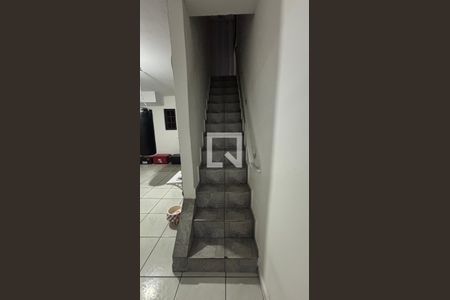 Escada de casa à venda com 4 quartos, 135m² em Vila Bela Vista, Santo André