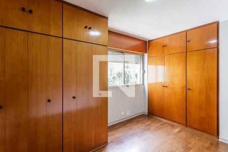 Quarto 1 de apartamento para alugar com 3 quartos, 107m² em Itaim Bibi, São Paulo