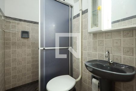 Banheiro de casa para alugar com 1 quarto, 53m² em Vila Imperio, São Paulo